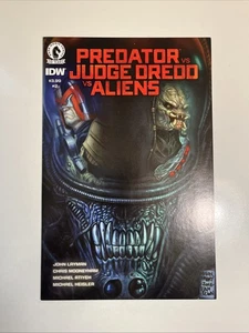 Predator vs Judge Dredd vs Aliens #2 (Dark Horse/IDW Comics) Rare Versus - Picture 1 of 8