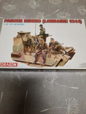 Dragon Panzer Riders 6156 Panzeraufsitzer Lorraine 1944 Modellbausatz 1:35 OVP - Bild 1 von 4