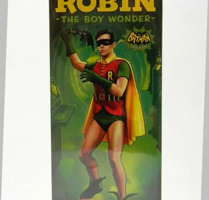 MOEBIUS CLASSIC TV SERIES ROBIN PLASTIC MODEL KIT 1:8 SCALE skill 3 MOE951 NEW - Picture 1 of 2