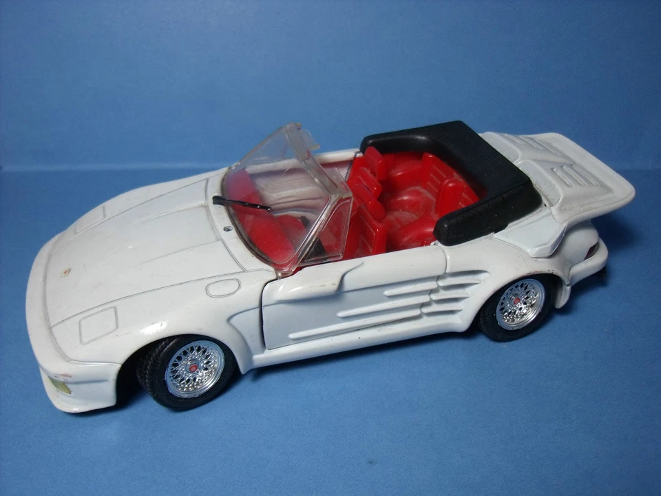 1/24 PORSCHE 930  CABRIOLET FLAT NOSE  GEMBALLA   REVELL VINTAGE  NO AMT - Photo 1/1