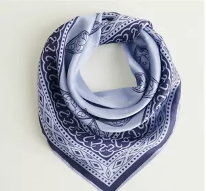 Bufanda Elizabeth and James para mujer talla única azul satinado estampado bandana - Imagen 1 de 7