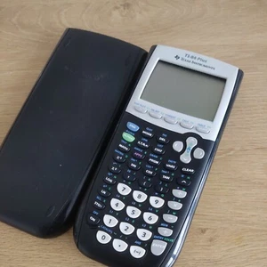 CALCULATRICE TEXAS INSTRUMENTS TI-84 PLUS / CALCULATRICE GRAPHIQUE - Photo 1/4