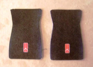 Oldsmobile Fußmatten-Set (2 Stück) im Maßstab 1:25 - Plastic Dreams #230 - Bild 1 von 2