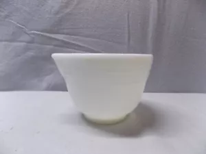 VTG Hamilton Beach White Milk Glass Mixing Bowl Pyrex Racine Wisconsin U.S.A. 16 - Picture 1 of 5