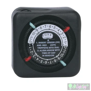 Intermatic (TN111RM) 24 Hour Analog Landscape Lighting Timer- 2 sets of trippers - Picture 1 of 1