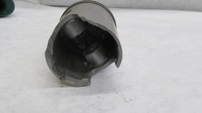Nuevo de Lote Antiguo Pistón Suzuki TS100 0.50 49.5mm Gran Tamaño OEM # 12110-35623 Foto 1 de 2