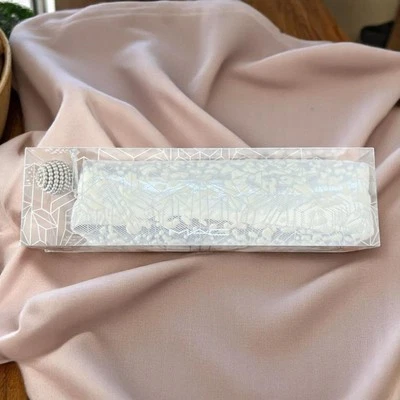 MAC Snowball Eye Shadow Palette Smoky Pink Sealed Cosmetics 100% authentic - Image 1 of 4