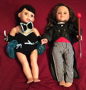 ZWEI American Girl Klonpuppen (Cititoy, New Adventures) in Zirkuskostümen - Bild 1 von 6