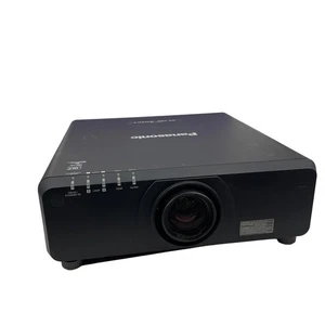 Panasonic PT-DZ780 WUXGA 7000 Lumen Heimkino Projektor LAMPENSTUNDEN - 7989 - Bild 1 von 13