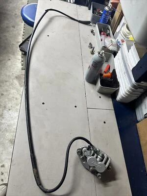 Yamaha WR400F WR 400 1999 pinza de freno delantera Nissin OEM 5DH-2580T-00-00 Foto 1 de 4