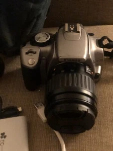 Canon EOS Rebel XT 8MP Digital SLR Camera (Silver), 35-105mm 0.85/2.8ft Lens - Picture 1 of 7