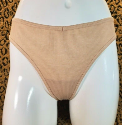 Sexy Tanga Tanga Plisada Marrón Claro Logo ROSA Victoria's Secret XL Foto 1 de 4