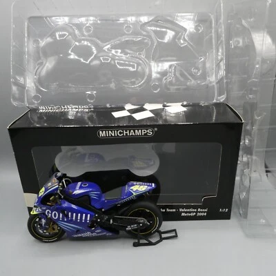 Minichamps 1/12 Scale Rossi Yamaha YZR-M1 2004 Gauloises 122043046 Early Issue - Image 1 of 4