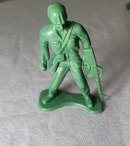 4” Large Army Man Armymen Green Base Toy Figure Action Greenbrier - Picture 1 of 6