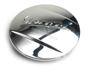 CM155106 OEM Chrome Vespa Emblem Transmission Cover Cap S GT200 GTS GTV250 LX150 - Picture 1 of 8