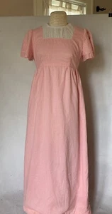 Vintage 70s Gingham Prairie Dress Med-Large Pink Handmade Eyelet Lace Measured - Bild 1 von 8