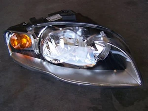 05 06 07 08 Audi A4 Halógeno Faro Pasajeros Derecho FABRICANTE DE EQUIPOS ORIGINALES RT RH - Imagen 1 de 7
