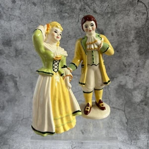 Madison Ceramic Arts Studio - Coppia coloniale in figurine verde e giallo - Foto 1 di 8