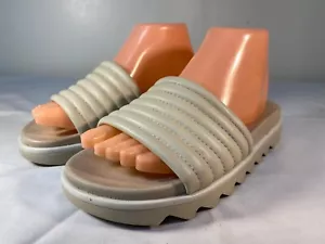 Sandalias COUGAR Naomi Slide para mujer de cuero beige sin cordones - EE. UU. 8 - Imagen 1 de 6