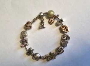 Pandora Armband aus 925 Sterlingsilber mit 13 Pandora Charms in Silber & Metall - Bild 1 von 1