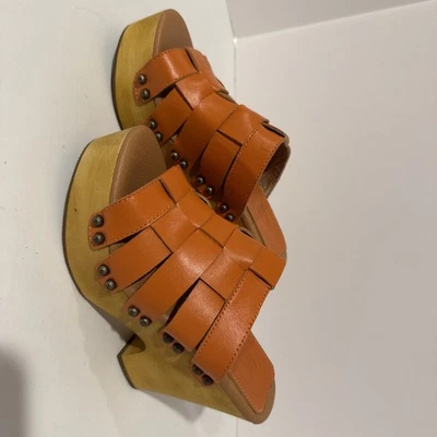 Женские деревянные сабо Dingo на танкетке 7 Dagwood оранжевые кожаные без шнурков - Изображение 1 из 4