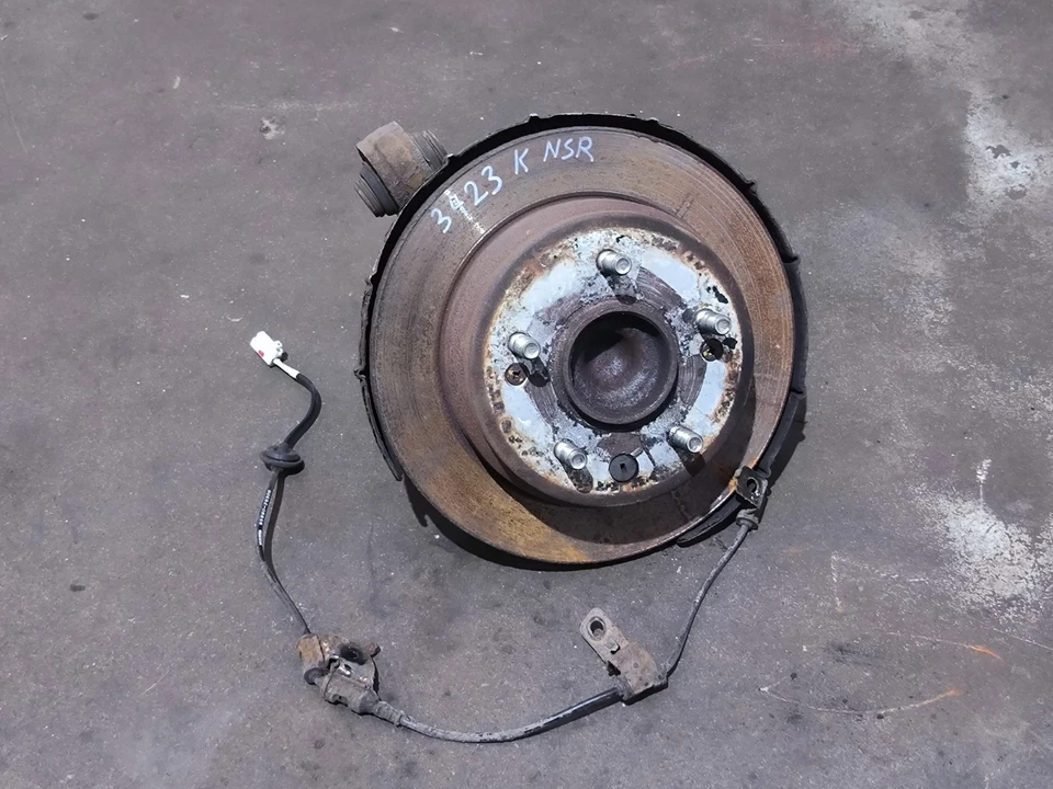 KIA Sportage 2 LSG MK3 2015 RHD buje de rueda trasero izquierdo del lado del pasajero + disco de freno Foto 1 de 4