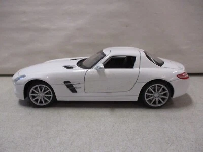 Welly Mercedes Benz SLS AMG 1/24 Foto 1 de 4