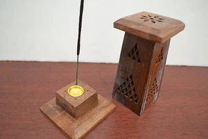 HANDMADE HAND CARVED WOOD INCENSE BURNER F-320E - Picture 1 of 1