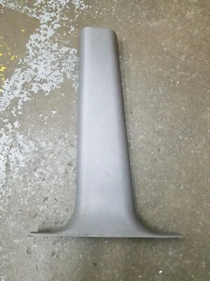 Chevy OEM 2005-2009 Trailblazer Gris Pilar B Borde Inferior Driver Izquierdo LH 15233276 Foto 1 de 2