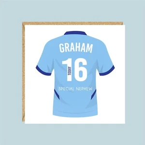 Tarjeta de cumpleaños de fútbol personalizada, colores Manchester City, cualquier edad/relación - Imagen 1 de 2