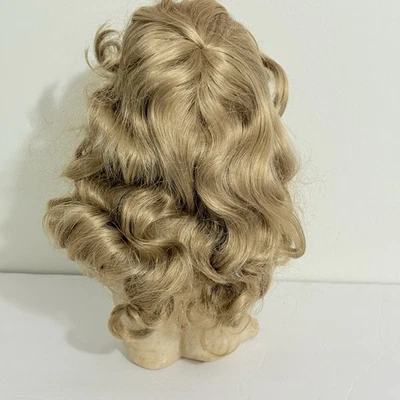 Peluca Muñeca Vintage Rubia Miel Pelo Largo Byron Nuevo Antiguo Stock Talla 14 ~ Foto 1 de 4