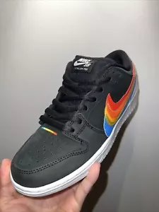 Polaroid x Nike SB Dunk Low Pro Negro UK6.5 US7.5 EU40.5 - Imagen 1 de 7