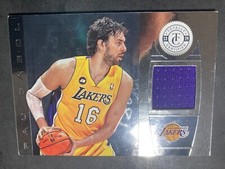 2013-14 Totally Certified Worn Patch Totally Silver Certified Pau Gasol #74 HOF
