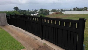Black Slatted Hamptons Style Fences & Gates - Ready In 48 hours Aluminium - SQM - Picture 1 of 13