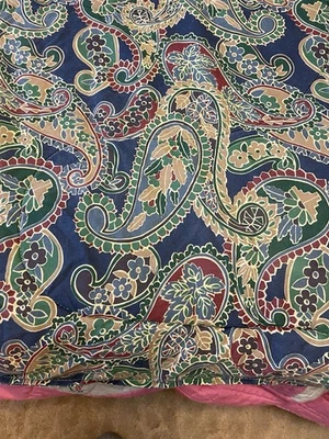 Paisley Reversible Full/ Queen Size Comforter Made In USA 78”x84” Approximately - Image 1 of 4
