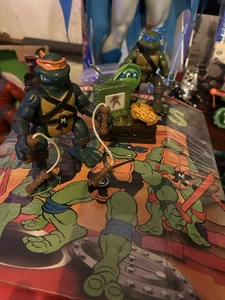 VTG TMNT Action Figures lot, Figures, 2 Cases, Manuals, Card Backs, Rare - Picture 1 of 24