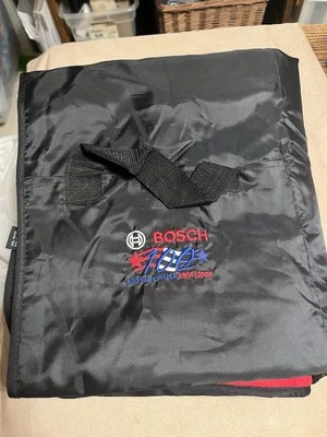 picnic camping blanket nwt colorado timberline 48x58" 2 pockets red black fleece - Image 1 of 4