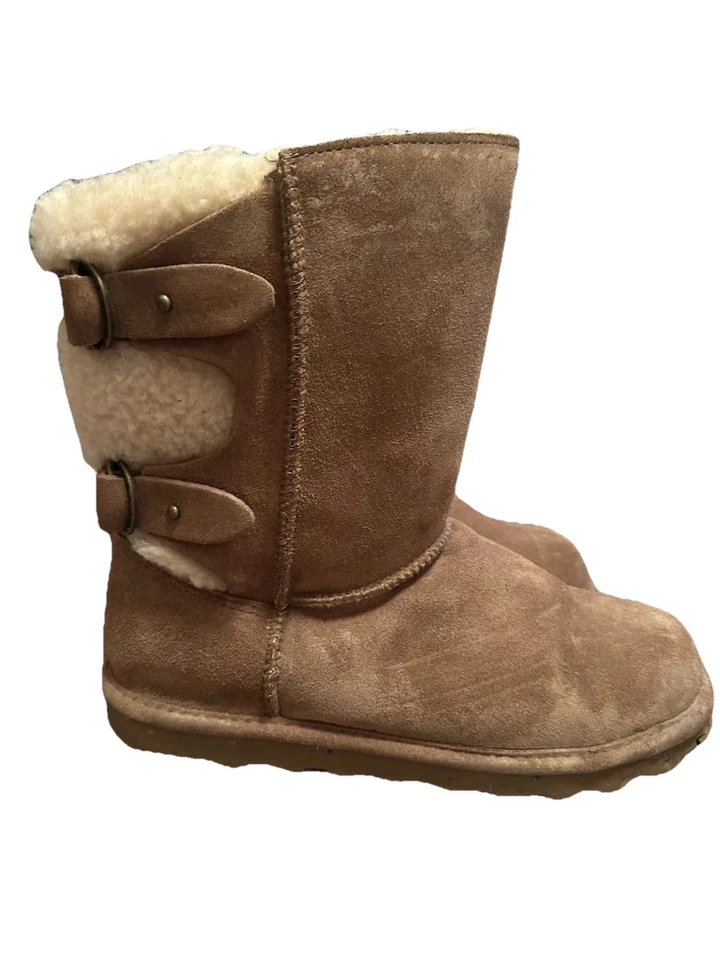 Women Bear Paw Fur 2 Buckle Winter Boots Size 11 Women - Image 1 of 4