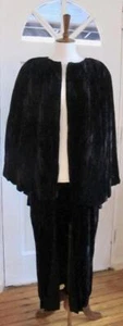 Jolanta Opera Coat/Cape Sz L Textured Black Velvet & Satin Smashing - Picture 1 of 9