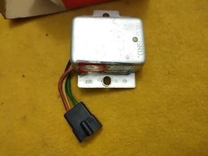 Vintage Standard Motor Products Voltage Regulator VR109 nos - Picture 1 of 9