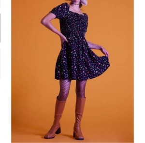 Hot Topic Womens |2X| Black Mushroom/Bug/Frog/Foliage Smocked Dress - Picture 1 of 12