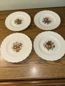 Set of 4 ~ Vintage FRUIT COPELAND SPODE  9" Luncheon Plates ~ Signed ~ England - Picture 1 of 6