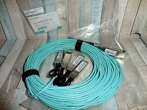AXIOM TWINAX CAVO AA1404041-E6 AX 40GBase CR4 QSFP+ A 4 / 10GBASE-CU SFP+ - Foto 1 di 7