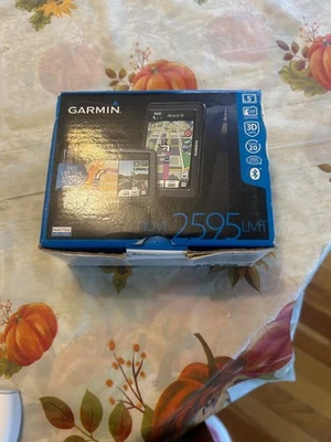 Garmin Nuvi 2595LM Free Lifetime Maps & Traffic Bluetooth New Open Box - Image 1 of 2