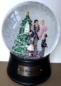 It's A Wonderful Life Auld Lang Syne Musical Snow Globe 2007 Ltd Ed 6 1/4"H - Picture 1 of 10