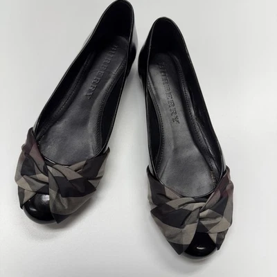 博柏利漆皮芭蕾平底鞋-黑色和新星格子蝴蝶结-尺寸 38.5 带盒 — 第 1/4 张图片