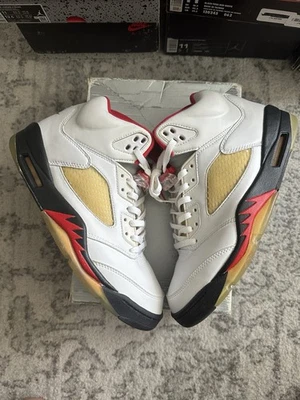 Jordan 5 2000 suela roja fuego intercambiada Foto 1 de 4