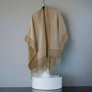 Mantón abierto East 5th blanco tostado envolvente - talla única - Imagen 1 de 6