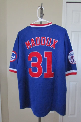 Mitchell & Ness Greg Maddux Jersey Size 44 Chicago Cubs 300 Wins Baseball MLB Cover