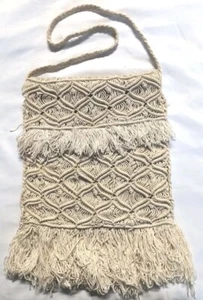 Handarbeit gehäkelt Fransen Crossbody Schultertasche beige creme Boho Flair Hippie Y2K - Bild 1 von 6